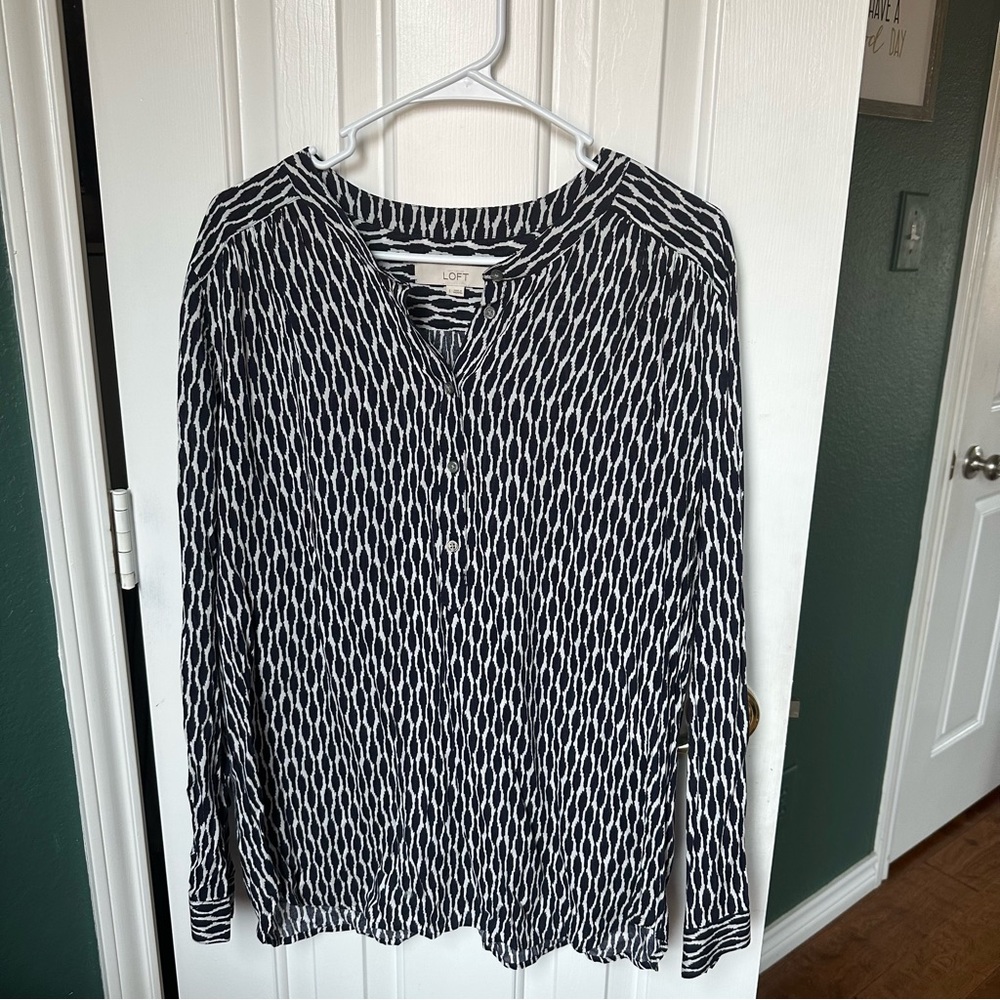 Loft button down top Size: L